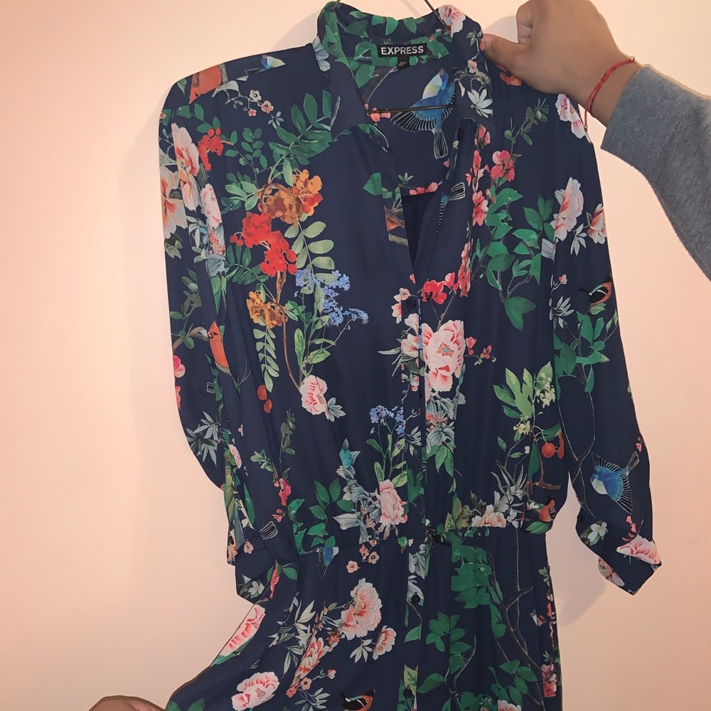Flowy flower mini dress